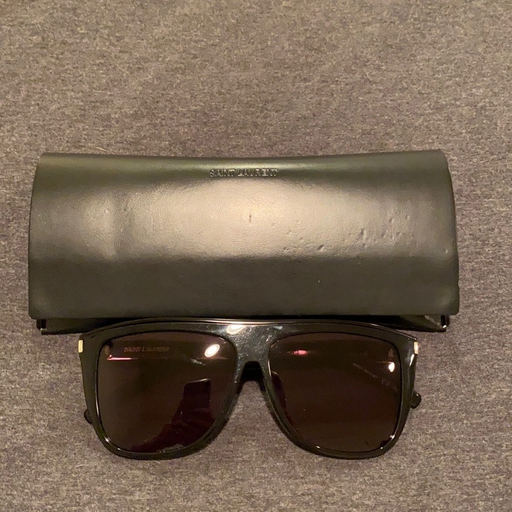 Pre owned YSL SL1’s
